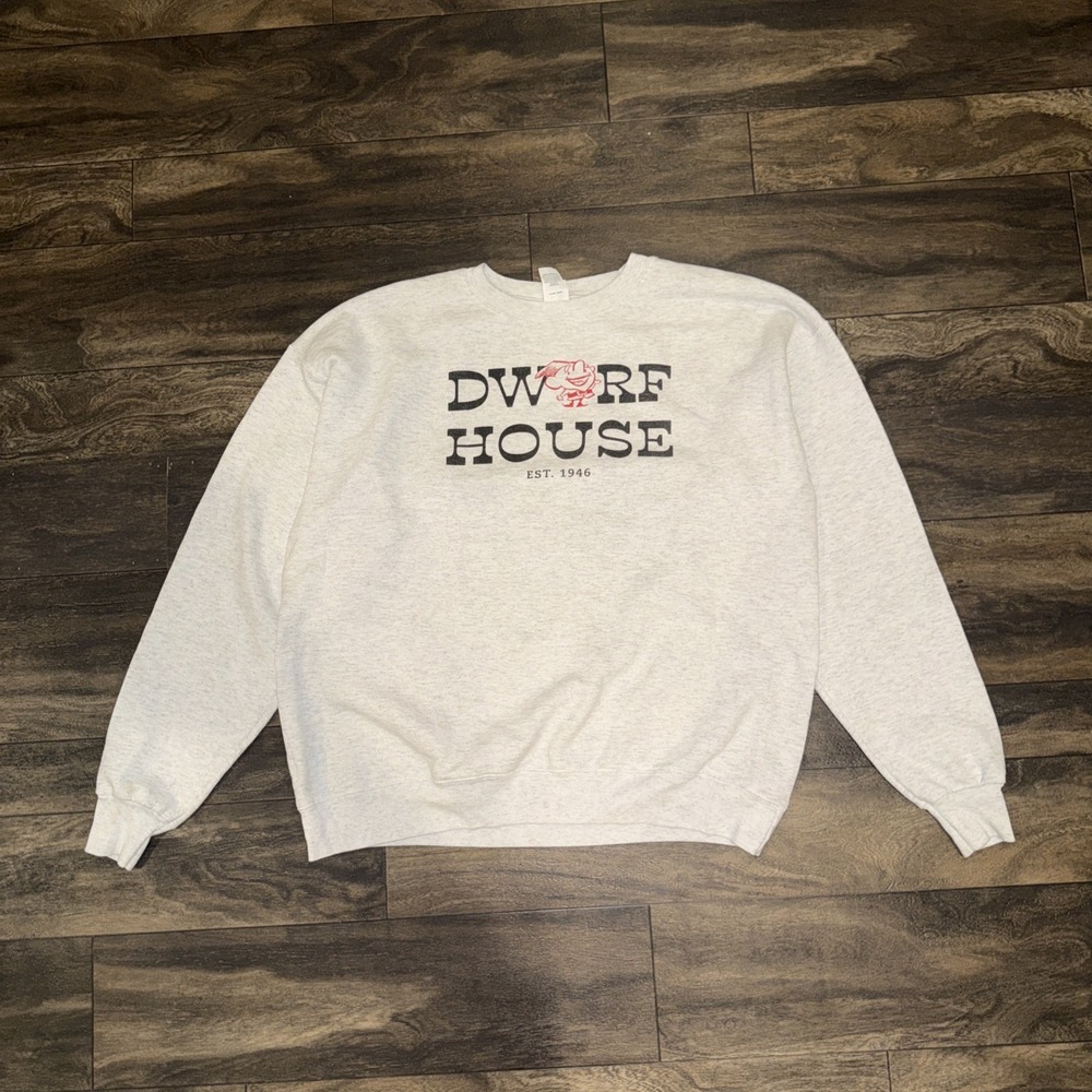 Chic-Fil-A "Dwarf House" Fleece Crewneck Pullover Sweatshirt Exclusive Men's L